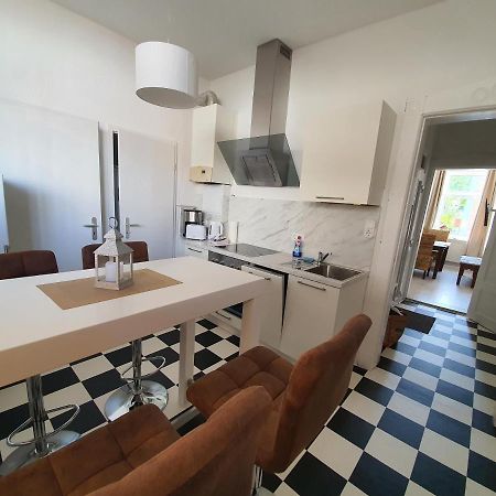 Husum Zentrum Bis 5 Personen Экстерьер фото
