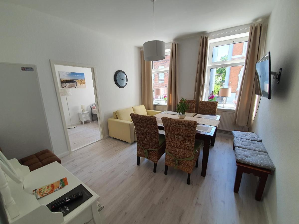 Husum Zentrum Bis 5 Personen Экстерьер фото